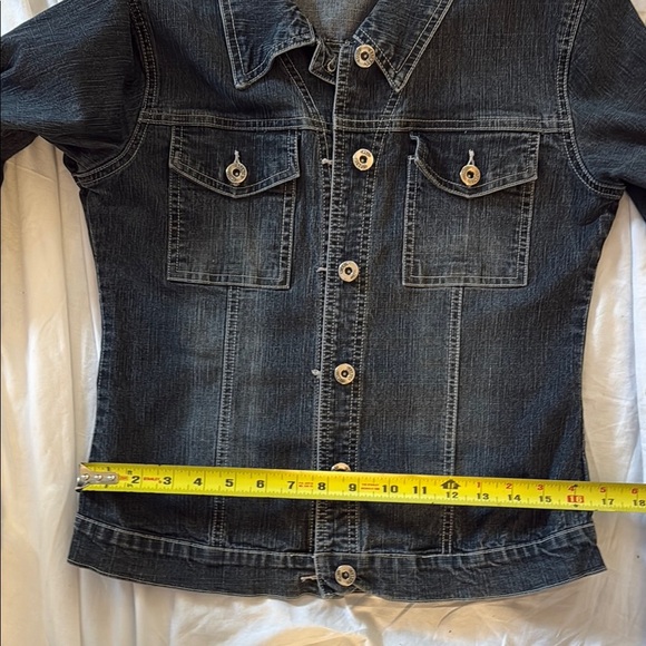 Stone women’s Classic Dark Denim Jean Jacket. Stretch denim. Medium. - Picture 11 of 11